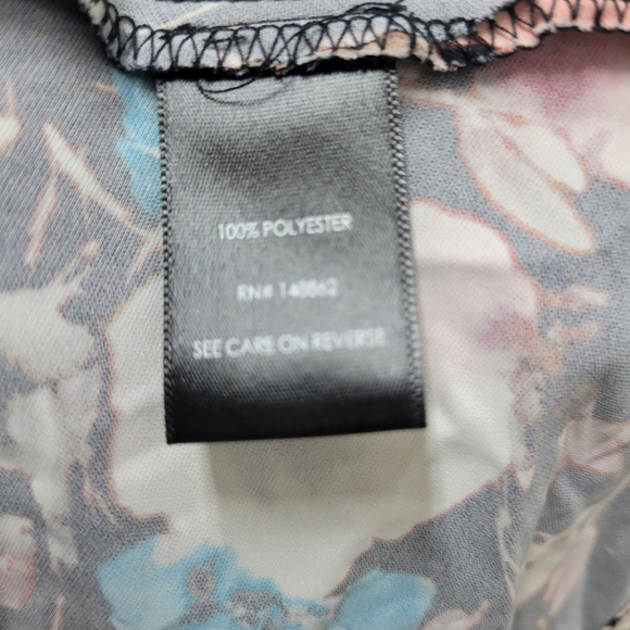 Torrid Women's Midi Floral Flare Long-Sleeves Dress Size 4 Excellent Condition - Picture 10 of 11